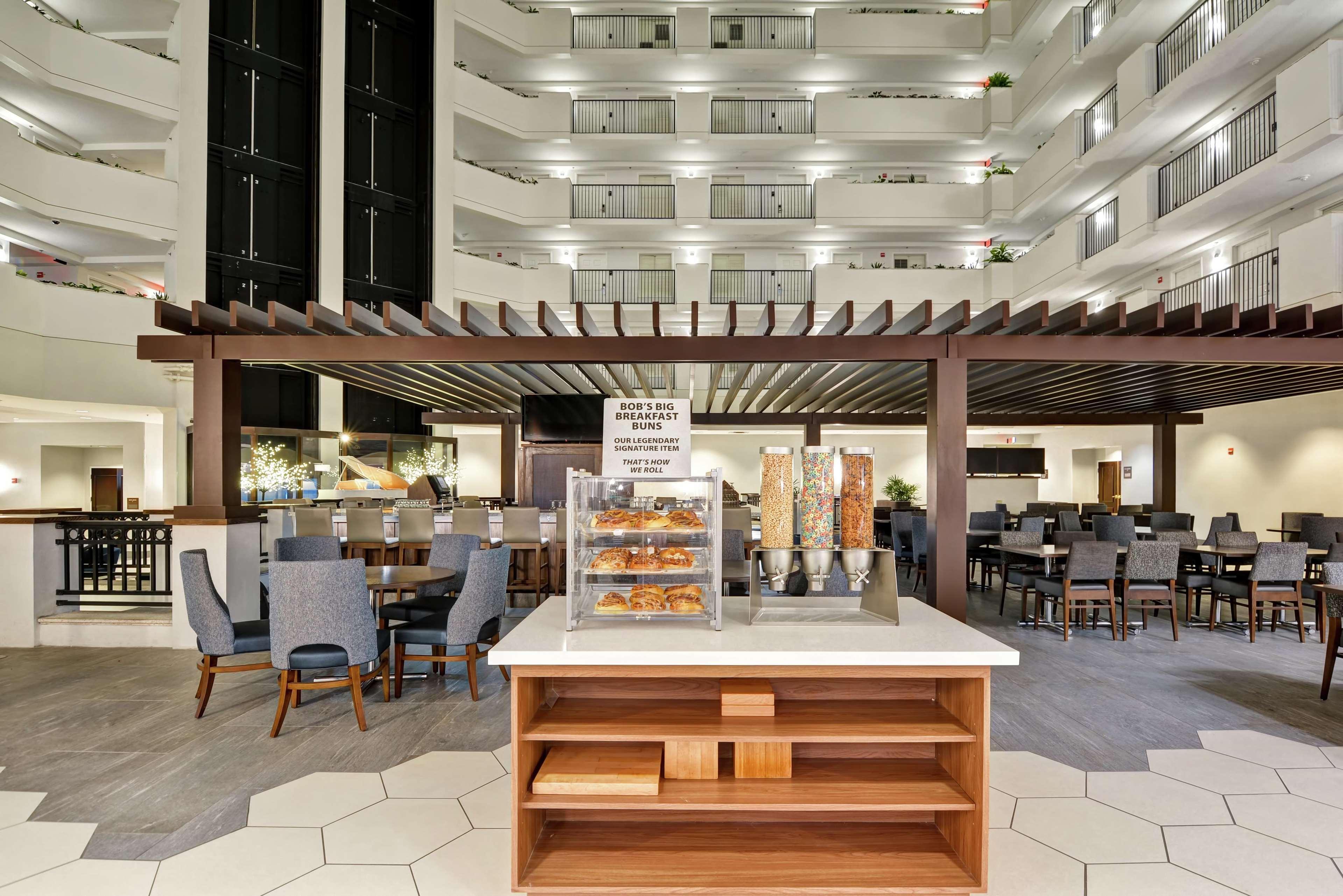 Embassy Suites By Hilton Orlando Downtown Bagian luar foto