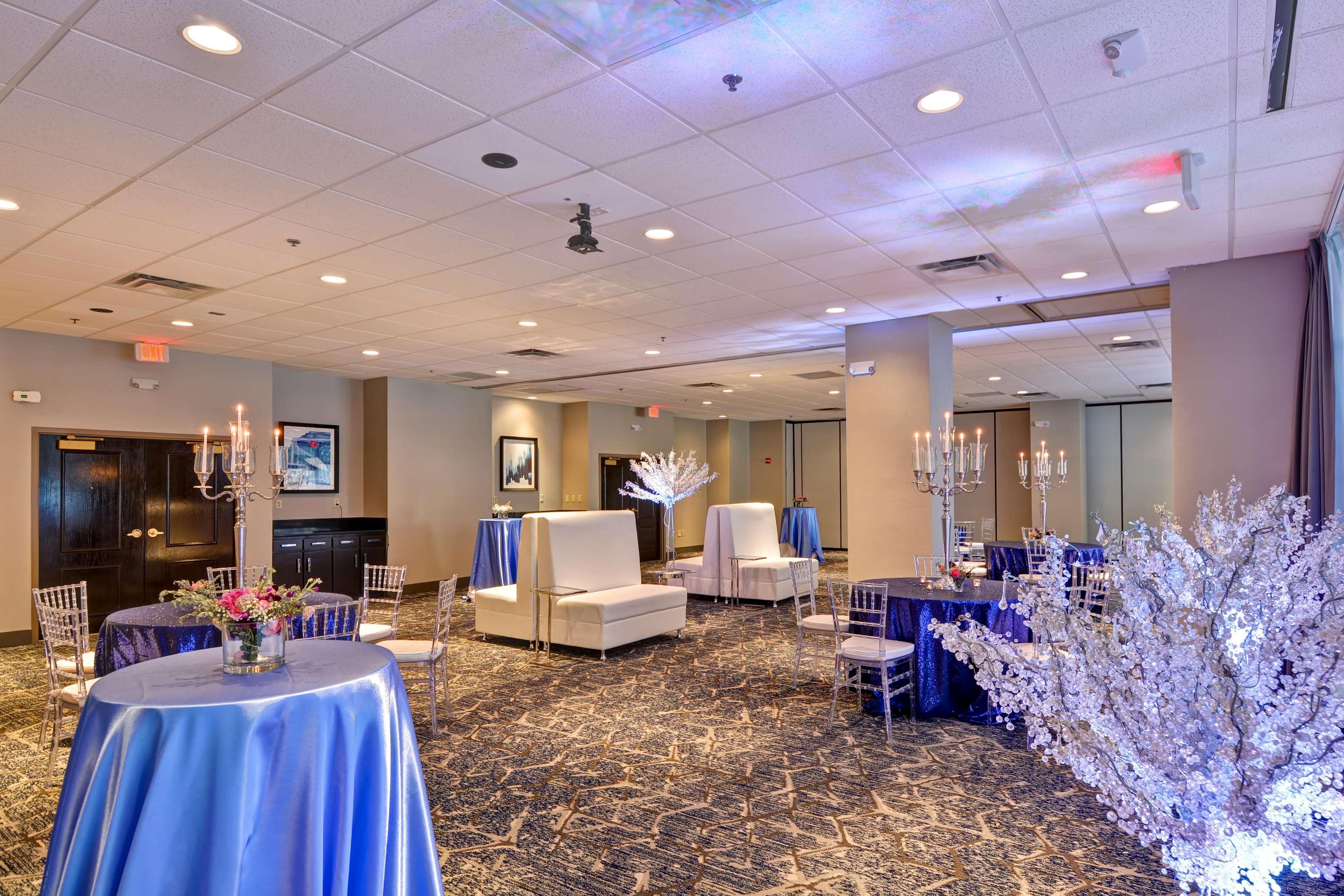 Embassy Suites By Hilton Orlando Downtown Bagian luar foto