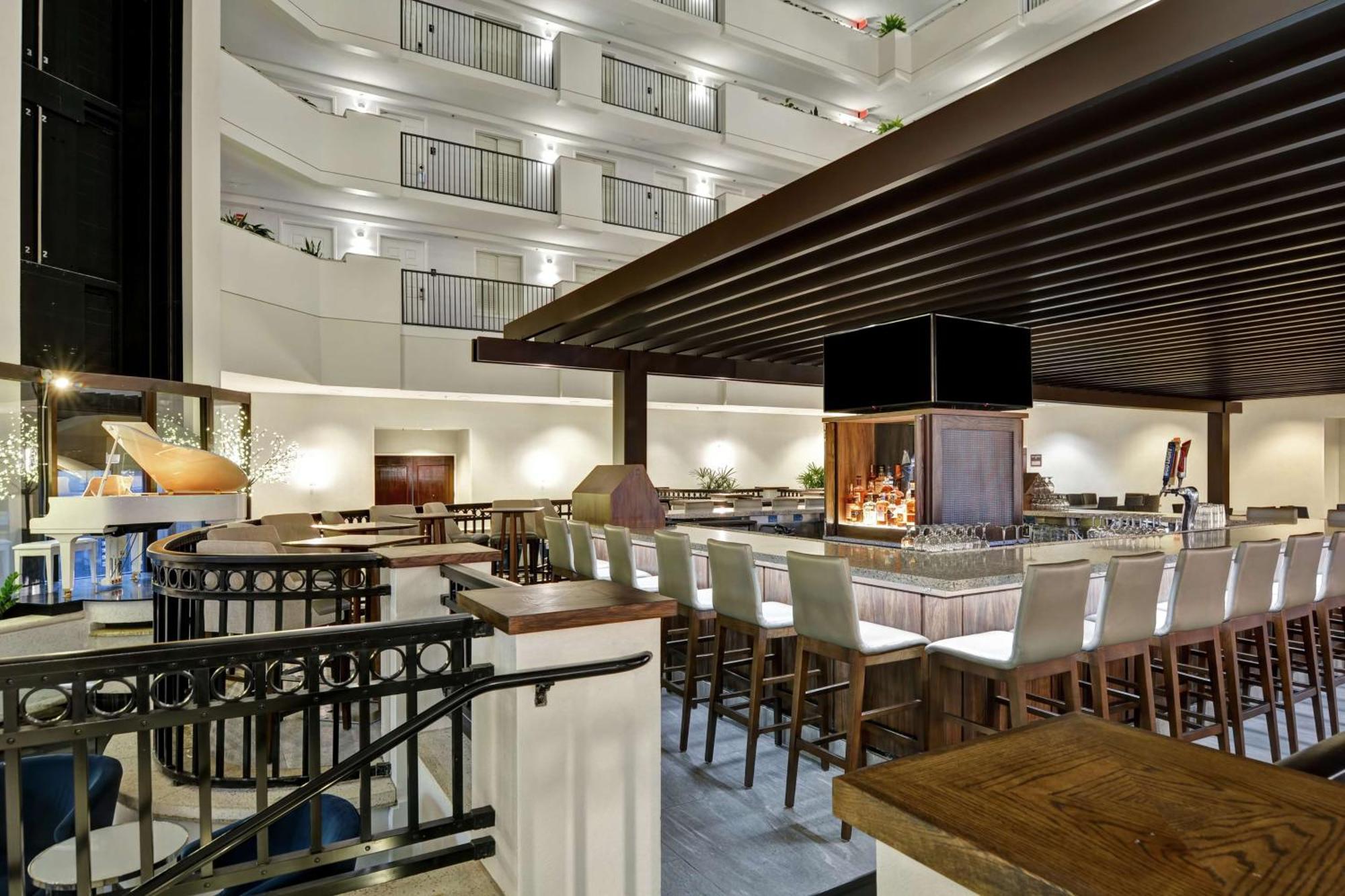 Embassy Suites By Hilton Orlando Downtown Bagian luar foto